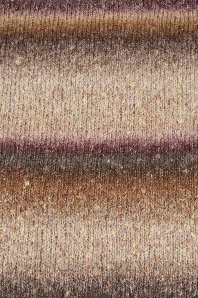 01 gradient shades of brown, beige, grey and maroon with a fluffy and tweedy texture